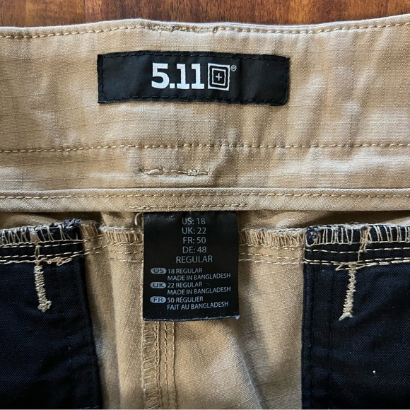 5.11 Tactical Carpenter Cargo Khaki Pants size 18 - Picture 4 of 13